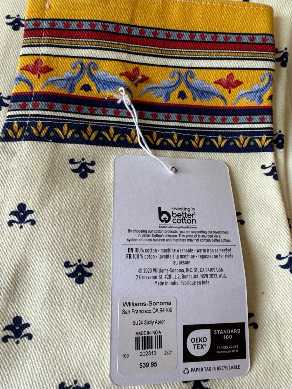 NEW Williams Sonoma Cream and Navy Fleur Kitchen Cotton Set w/Multicolor Border